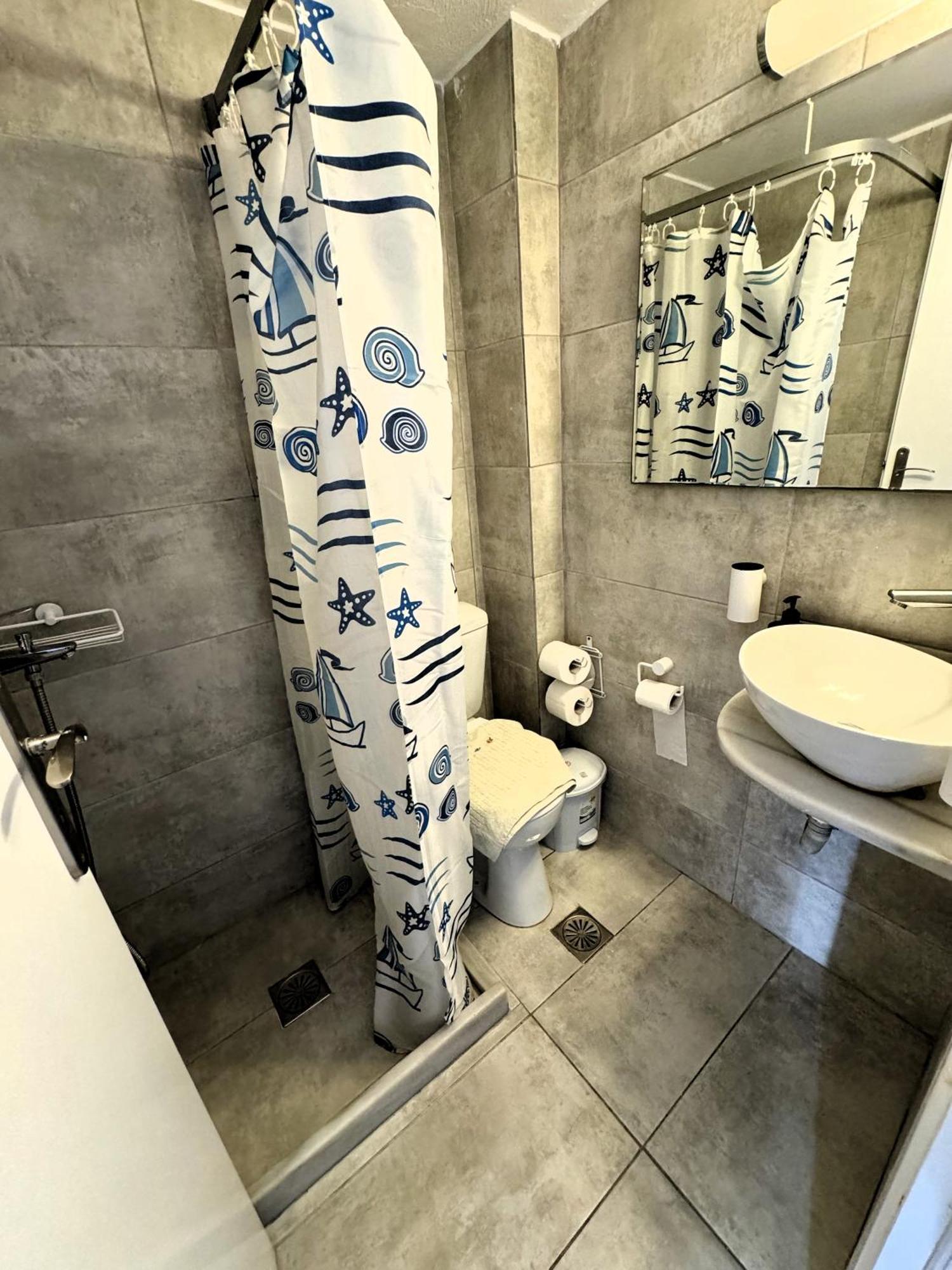 Anna Apartment *